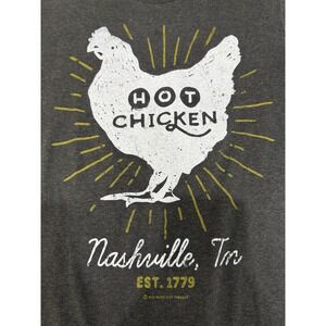 Music City Threads Graphic T Shirt Womens Small Nashville Hot‎ Chicken Tennessee